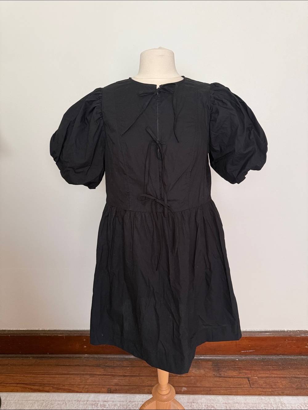 H&M Black Mini Dress with Puff Sleeves and Front Ties